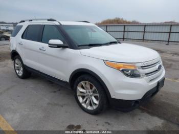  Salvage Ford Explorer