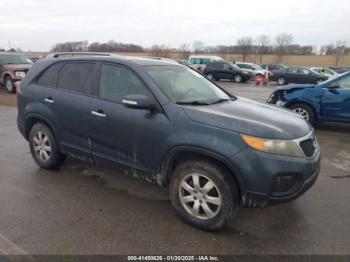  Salvage Kia Sorento