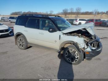  Salvage Ford Bronco