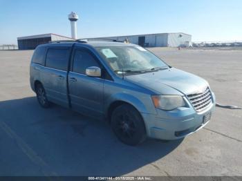  Salvage Chrysler Town & Country