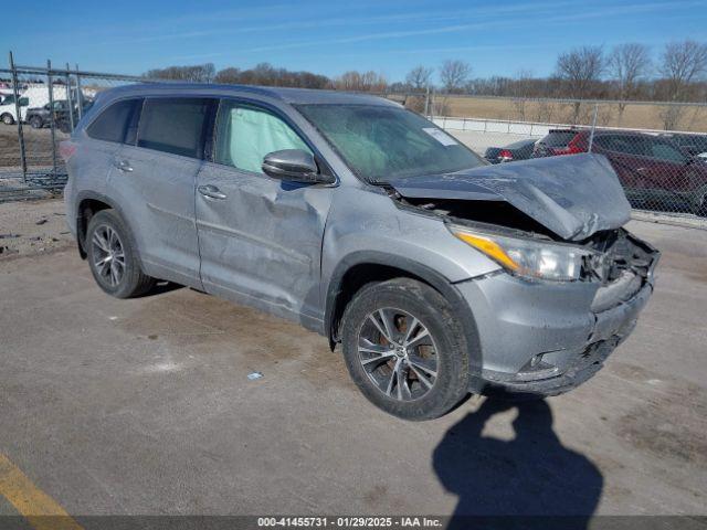  Salvage Toyota Highlander