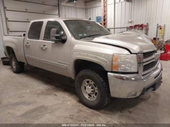  Salvage Chevrolet Silverado 2500