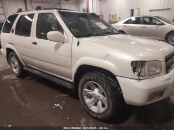  Salvage Nissan Pathfinder