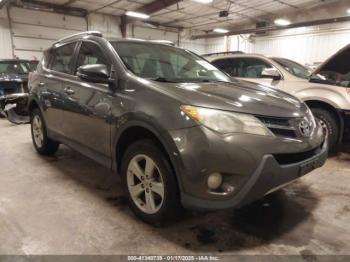  Salvage Toyota RAV4