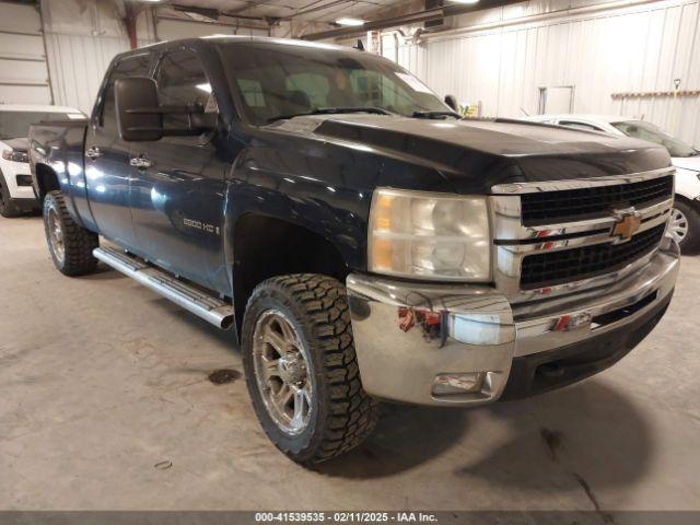  Salvage Chevrolet Silverado 2500