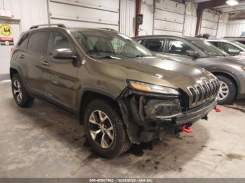  Salvage Jeep Cherokee