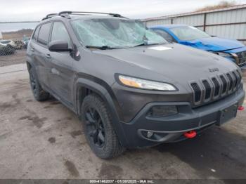  Salvage Jeep Cherokee