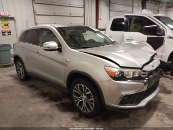  Salvage Mitsubishi Outlander