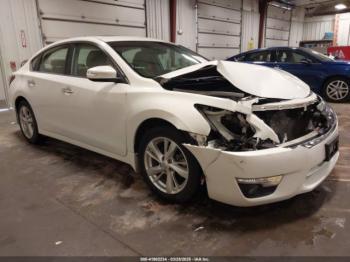  Salvage Nissan Altima