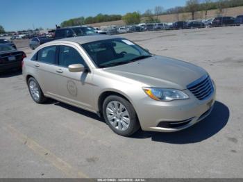  Salvage Chrysler 200
