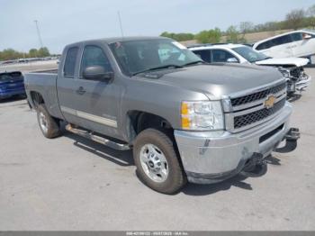  Salvage Chevrolet Silverado 2500