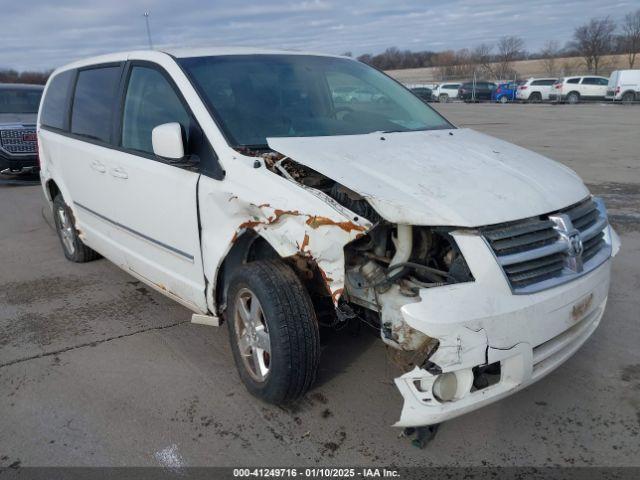  Salvage Dodge Grand Caravan