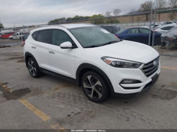  Salvage Hyundai TUCSON