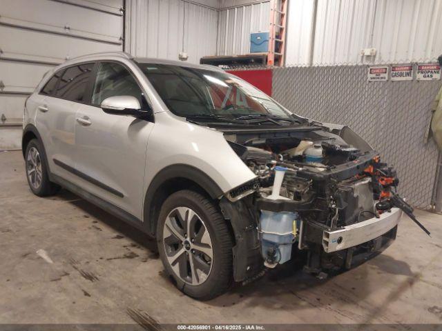  Salvage Kia Niro