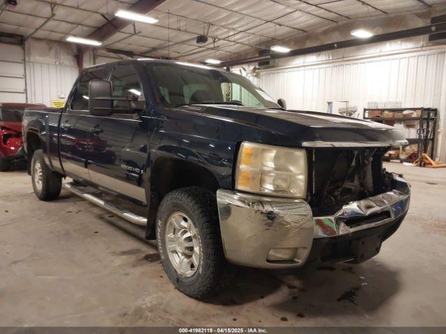  Salvage Chevrolet Silverado 2500