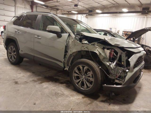  Salvage Toyota RAV4