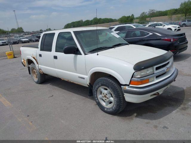  Salvage Chevrolet S-10