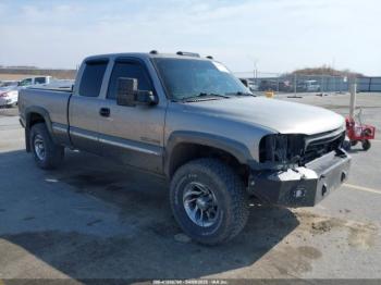  Salvage GMC Sierra 2500