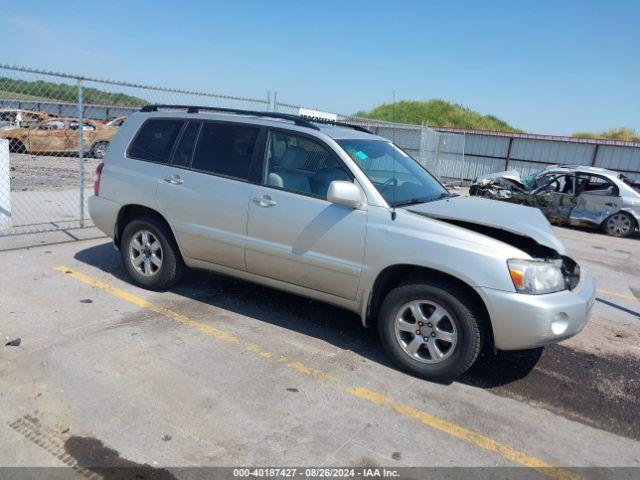  Salvage Toyota Highlander