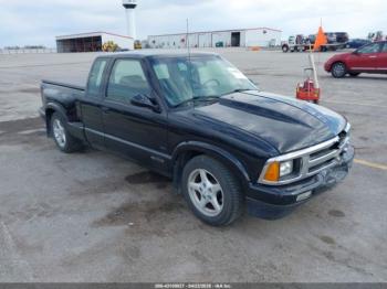  Salvage Chevrolet S-10
