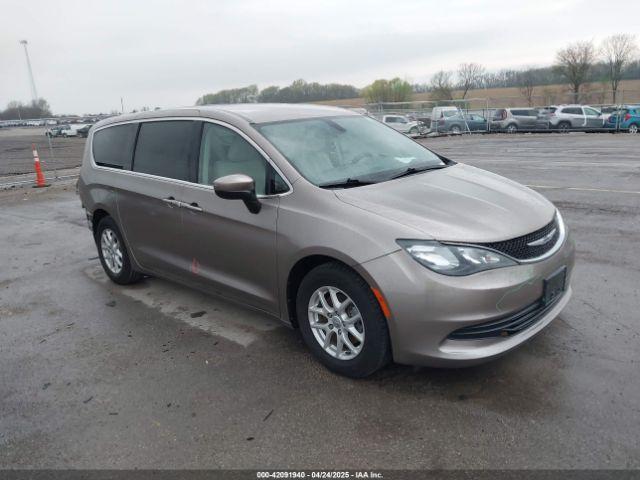  Salvage Chrysler Pacifica