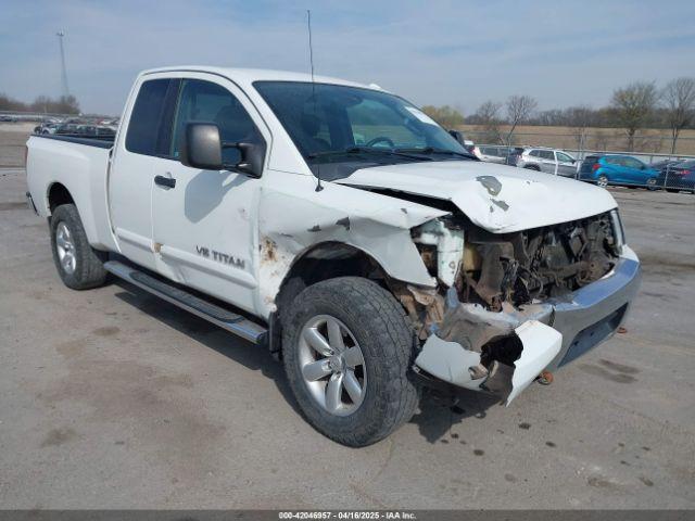  Salvage Nissan Titan