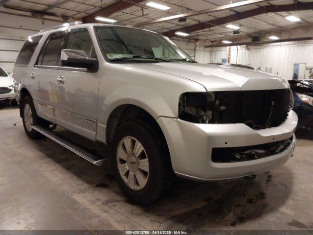  Salvage Lincoln Navigator