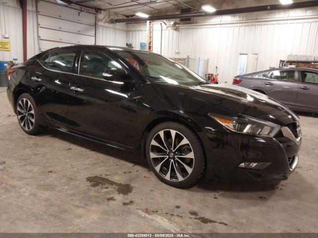  Salvage Nissan Maxima