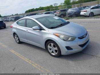  Salvage Hyundai ELANTRA