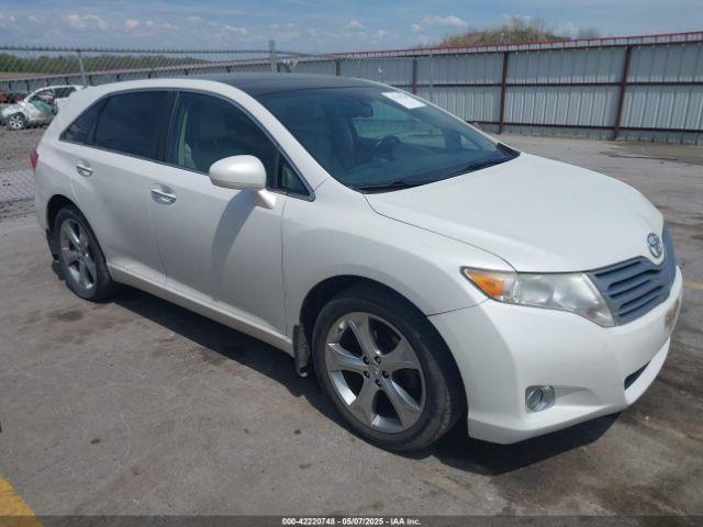  Salvage Toyota Venza