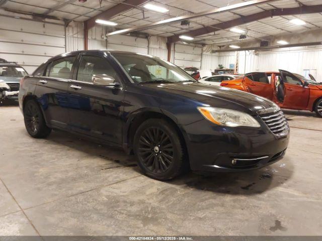  Salvage Chrysler 200