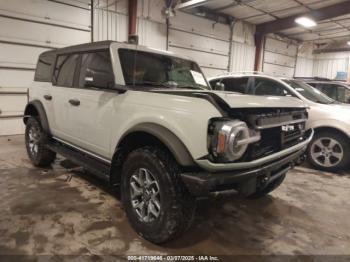  Salvage Ford Bronco