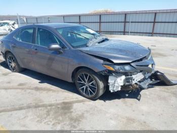  Salvage Toyota Camry