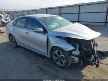  Salvage Kia Forte