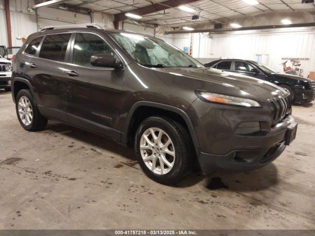  Salvage Jeep Cherokee