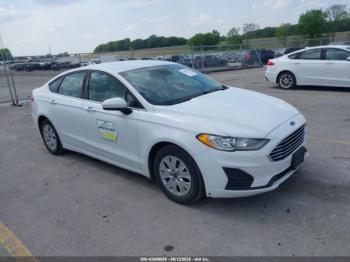  Salvage Ford Fusion
