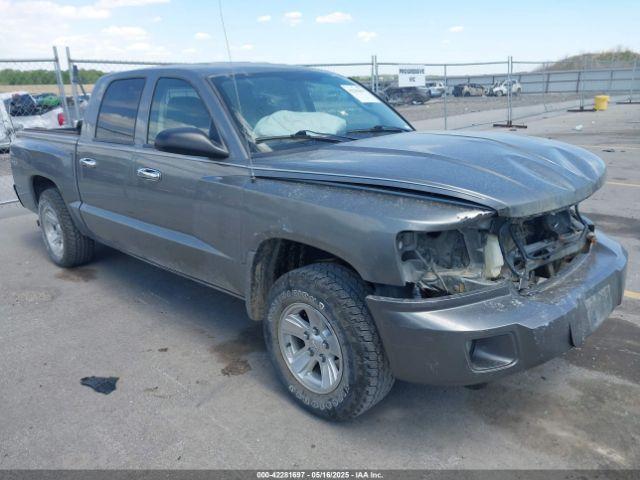  Salvage Dodge Dakota