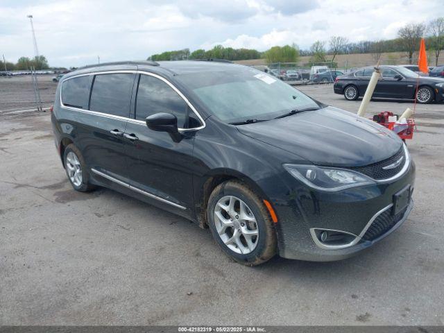  Salvage Chrysler Pacifica