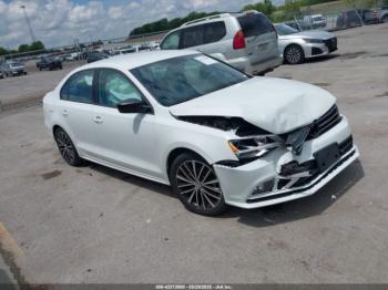 Salvage Volkswagen Jetta