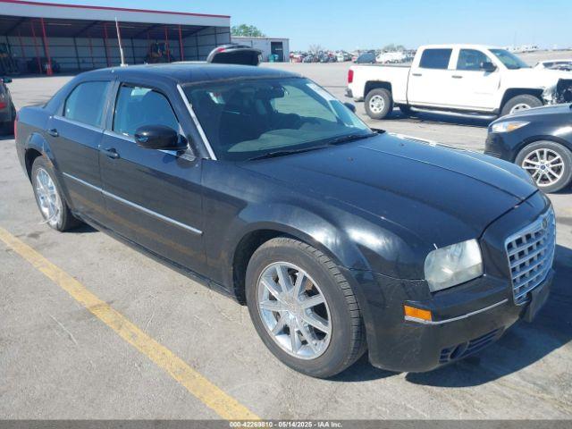  Salvage Chrysler 300