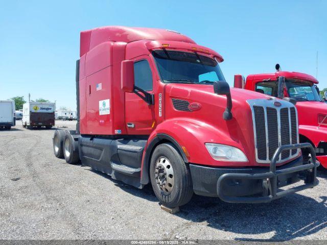  Salvage Peterbilt 579