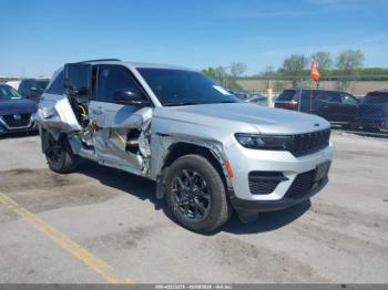  Salvage Jeep Grand Cherokee