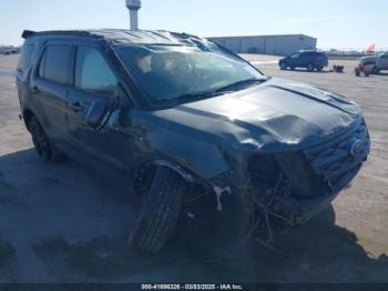  Salvage Ford Explorer
