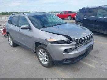  Salvage Jeep Cherokee