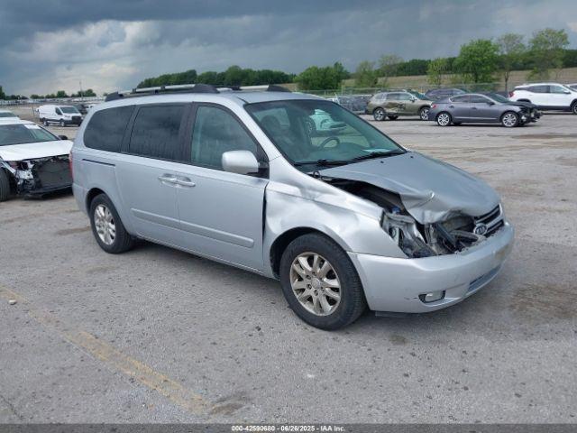  Salvage Kia Sedona