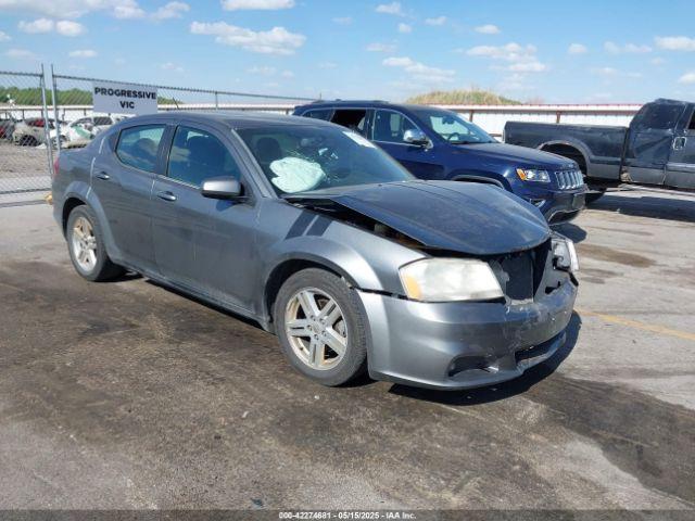  Salvage Dodge Avenger