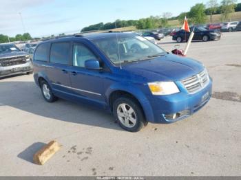  Salvage Dodge Grand Caravan