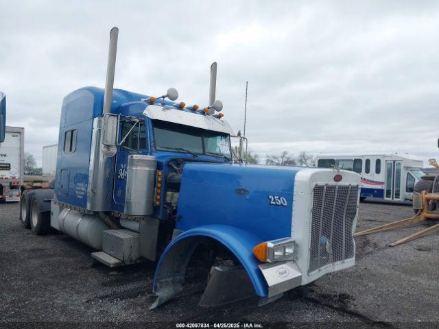  Salvage Peterbilt 379