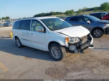  Salvage Chrysler Town & Country