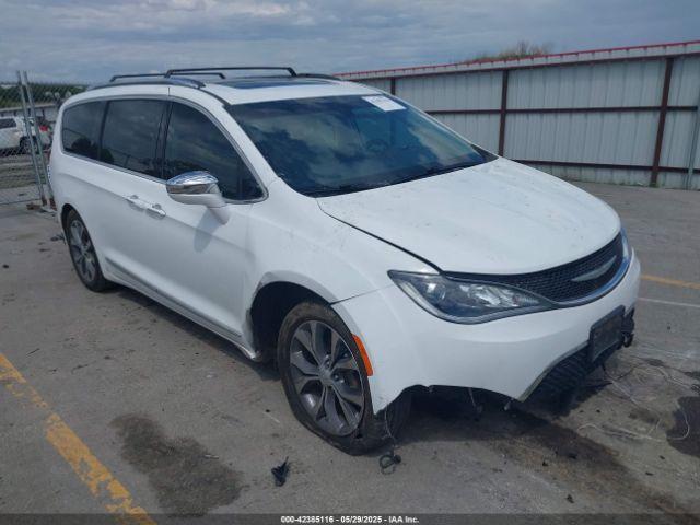  Salvage Chrysler Pacifica